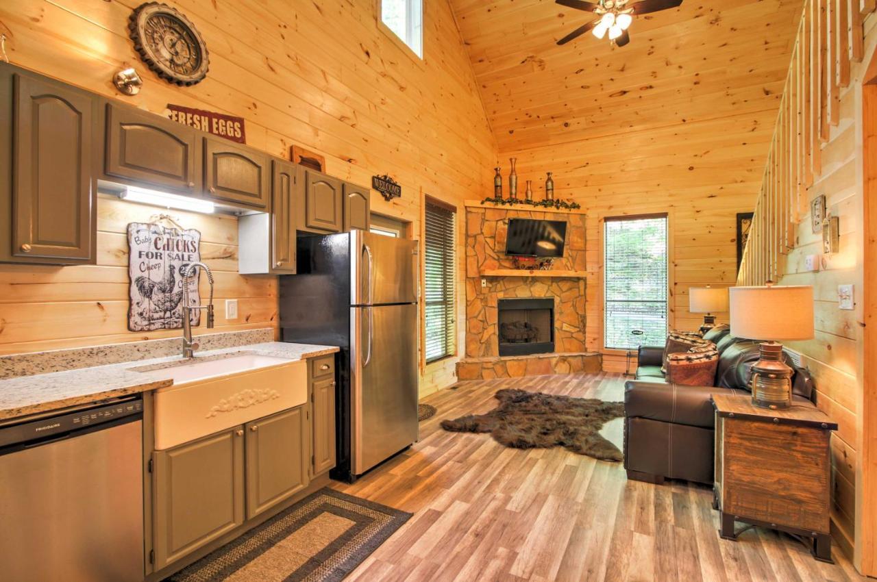 Gatlinburg Cabin With Hot Tub 5 Mi To Downtown Kültér fotó